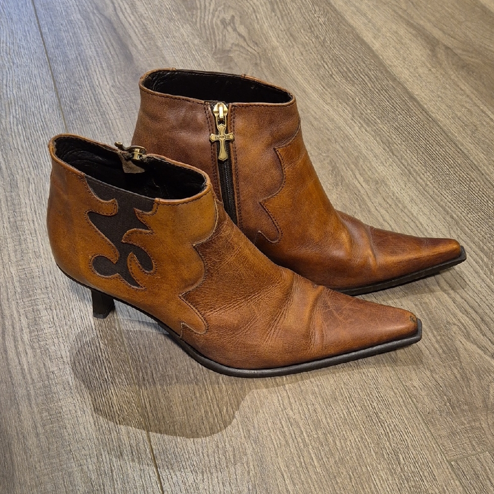 Elegant Tan Ankle Booties